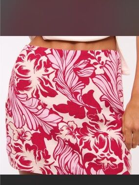 NWT Abercrombie & Fitch Curve Love Linen Pink and Cream Floral Mini Skirt